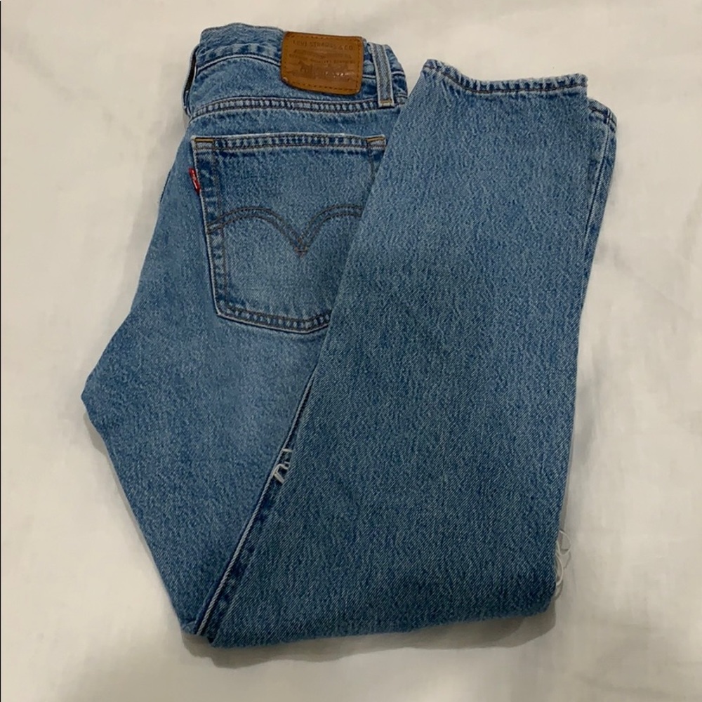 Levi’s wedgie jeans